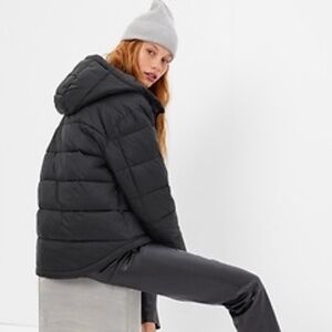 Gap Lightweight Puff Coat